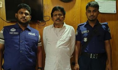 নোয়াখালীতে শ্বশুর বাড়ি থেকে ককটেলসহ আ.লীগ নেতা গ্রেপ্তার