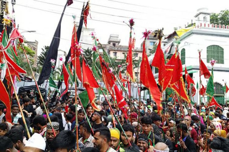 পবিত্র আশুরা: রাজধানীর বিভিন্ন স্থানে তাজিয়া মিছিল