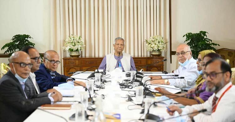 মুক্তিযুদ্ধের প্রকৃত ইতিহাস তুলে ধরতে জোর প্রধান উপদেষ্টার