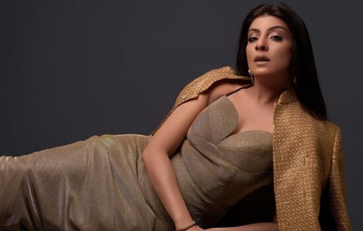 ওয়েব ফিল্মে মৌ