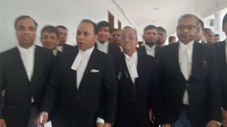 জনবহুল এলাকায় ত্রুটিপূর্ণ বিমান চলাচলে নিষেধাজ্ঞা চেয়ে রিট
