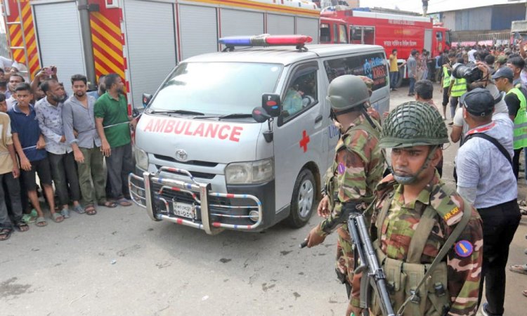 ‘হাসপাতালে ১৩ বছরের চাকরিজীবনে এমন ভয়াবহ দিন দেখিনি’