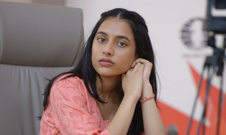 দাবায় বিশ্বচ্যাম্পিয়ন হলেন ১৯ বছরের দিব্যা