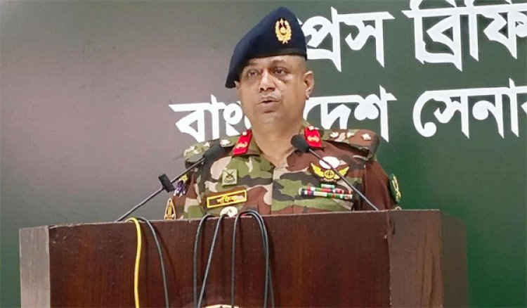 সেনাবাহিনীর হেফাজতে মেজর সাদেক