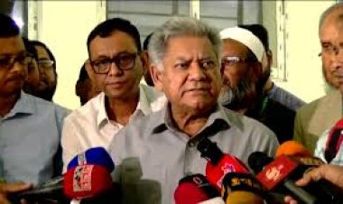 কারখানা বন্ধের জন্য সরকার দায়ী না: শ্রম উপদেষ্টা